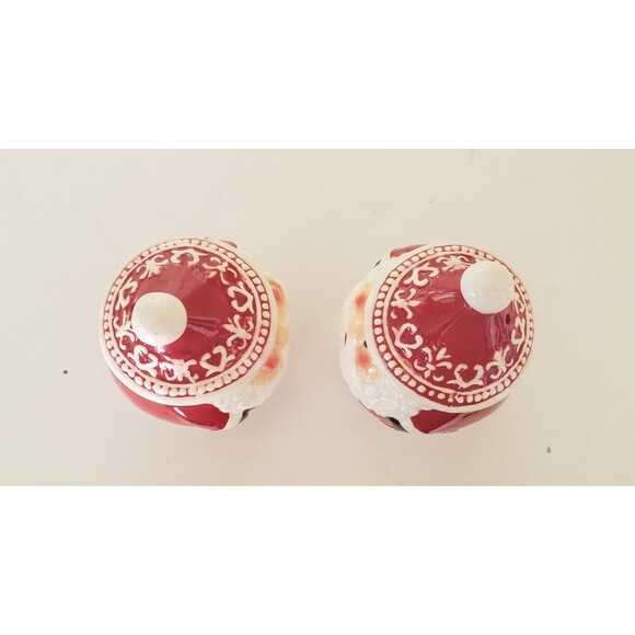 Santa Claus Salt & Pepper Shakers by Food Safe - Picture 9 of 12